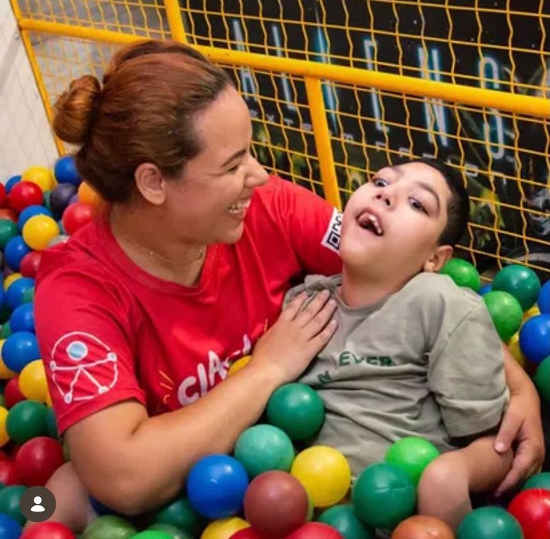 Consultoria em Inclusão para Eventos - Clack Boom Animação