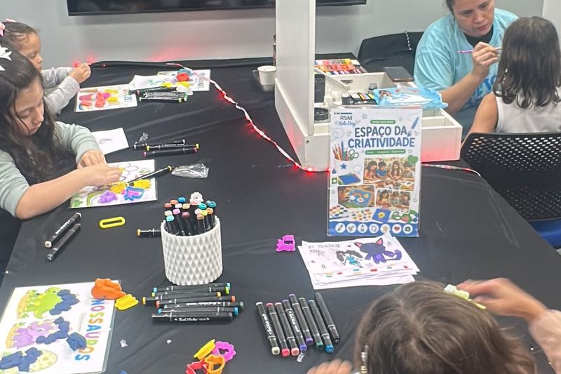 Kids Day para Empresas - Clack Boom Animação