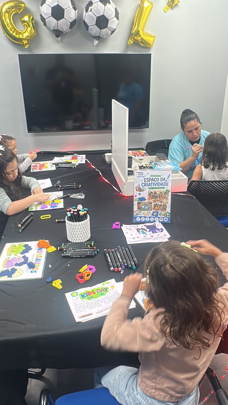 Kids Day para Empresas - Clack Boom Animação